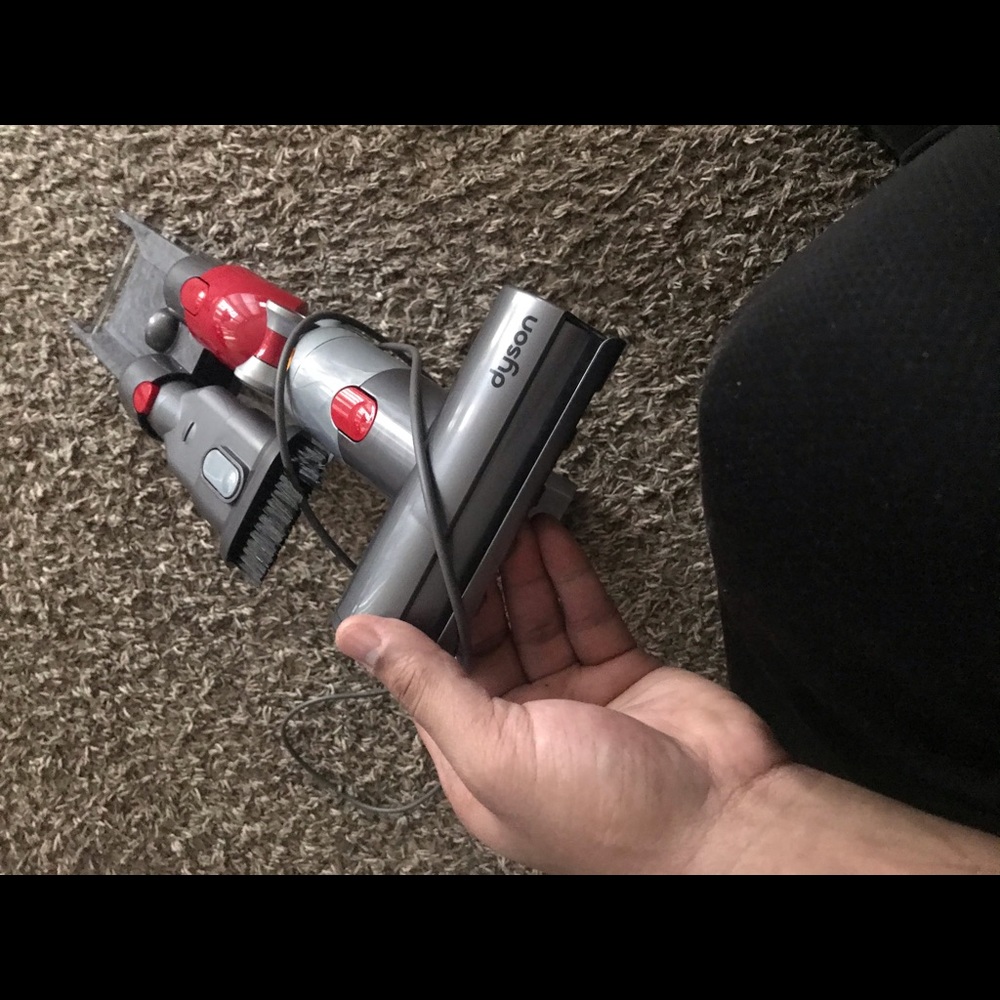 This is a dyson Vacuum cleaner part it’s new